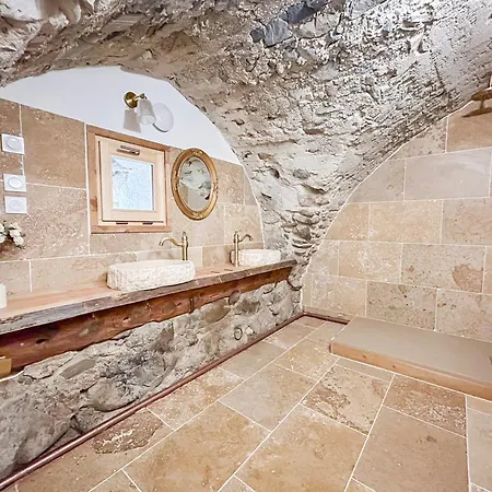 Charme Rustique Et Moderne Entre Alpes & Provence * Venterol (Alpes-de-Haute-Provence)