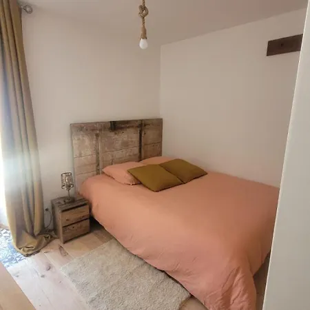 Charme Rustique Et Moderne Entre Alpes & Provence Holiday home *