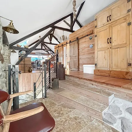 Дом отдыха Charme Rustique Et Moderne Entre Alpes & Provence