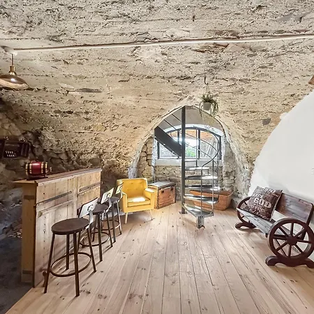 Charme Rustique Et Moderne Entre Alpes & Provence Holiday home