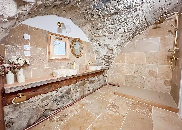 Charme Rustique Et Moderne Entre Alpes & Provence * Venterol (Alpes-de-Haute-Provence)