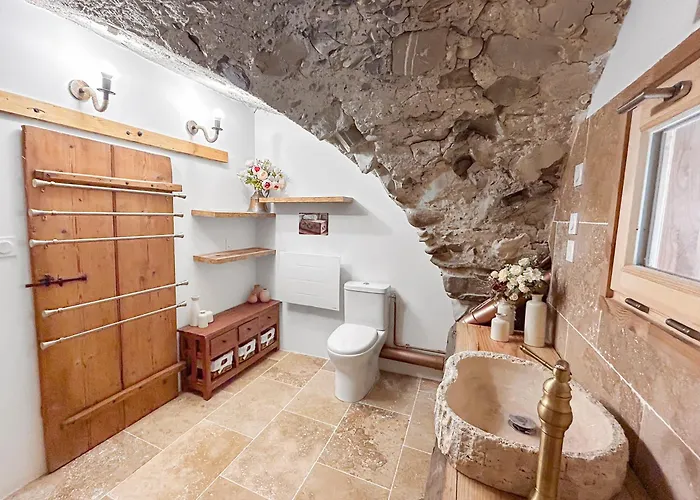 펜션 Charme Rustique Et Moderne Entre Alpes & Provence *