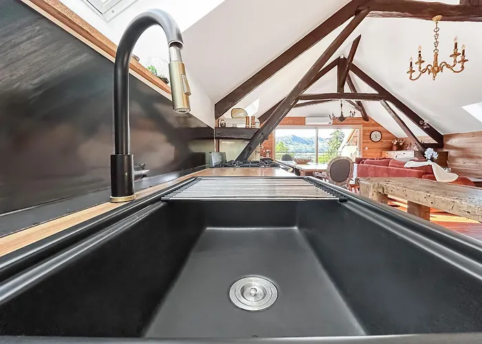 펜션 Charme Rustique Et Moderne Entre Alpes & Provence *