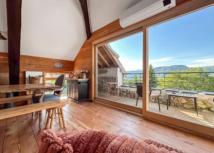 펜션 Charme Rustique Et Moderne Entre Alpes & Provence *